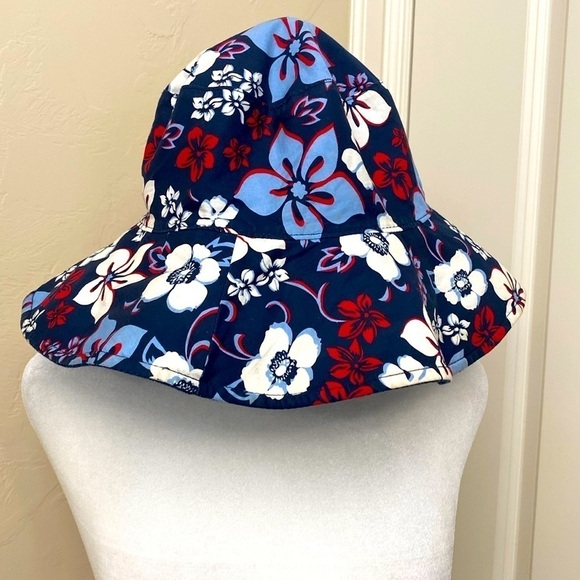 Denim reversible Bucket Hat beach pool tropical red/white/blue cotton Coastal OS - Picture 1 of 2